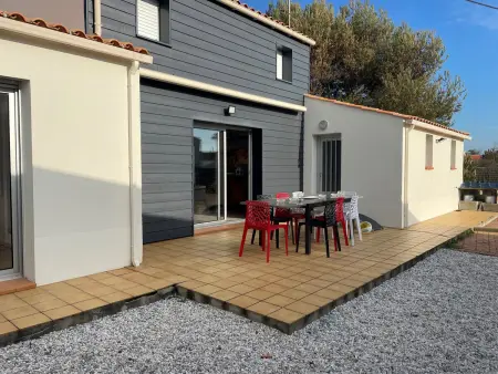 Maison 5 chambres 350m plage, terrain clôturé : photo 12