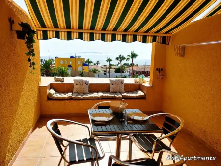 Location appartement à Puerto de Santiago, Bel appartement à Playa de La Arena avec piscine et terrasse, proche de Los Gigantes