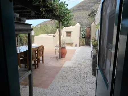 Gîte 90 m² piscine privée et jardin 600 m² à Agaete : photo 4
