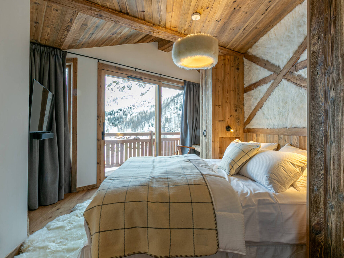Chalet 5 chambres avec navette pistes et services conciergerie - Photo 9
