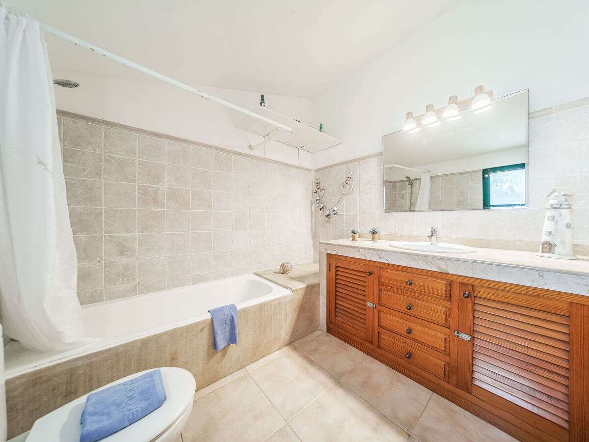 Sunwing Beach – Maison 3 étages à 60 m de la plage - Photo 12