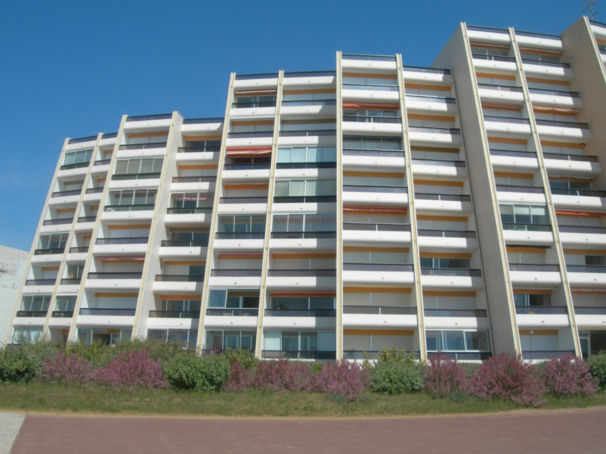 Studio rénové 30 m² face mer, accès plage direct - Photo 18