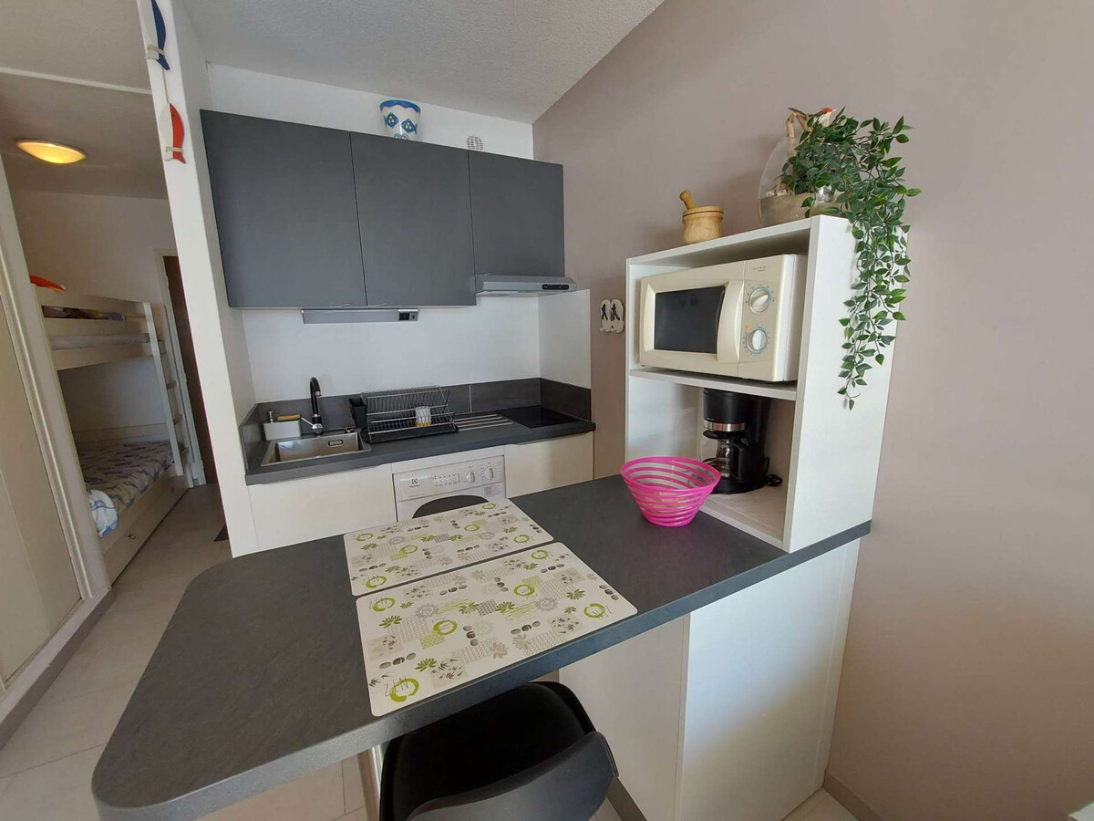 Studio cabine 4 pers. vue mer, terrasse sud, Grau d'Agde - Photo 9