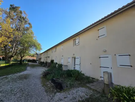 Duplex LA PALMERAIE - 2 chambres, terrasse et barbecue : photo 13