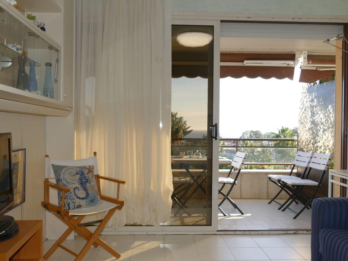 Studio Belvedere à Sanremo, vue mer panoramique et piscine - Photo 12