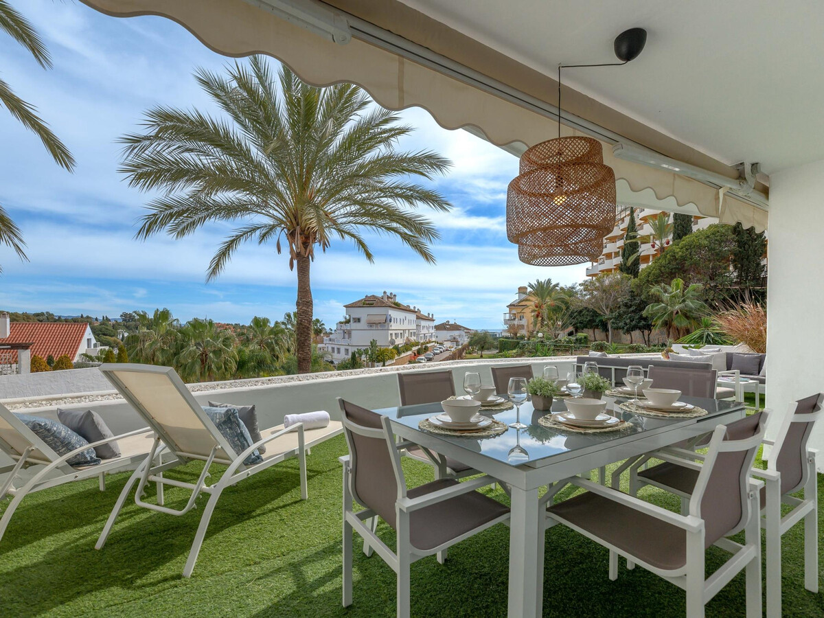Appartement 3 chambres, terrasse et piscine à Nueva Andalucía - Photo 3