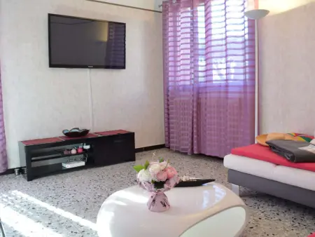 Maison 4 pièces avec terrasse, climatisation et parking - Proche plage à Fréjus - Photo 2
