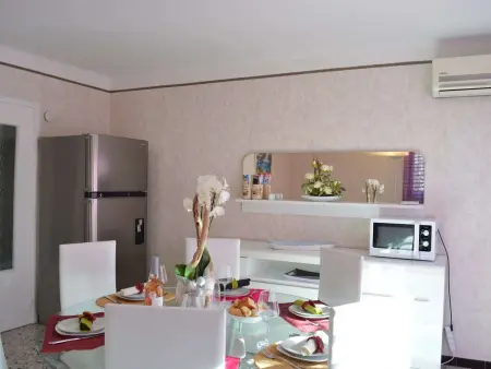 Maison 4 pièces avec terrasse, climatisation et parking - Proche plage à Fréjus - Photo 3