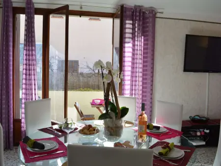 Maison 4 pièces avec terrasse, climatisation et parking - Proche plage à Fréjus - Photo 6