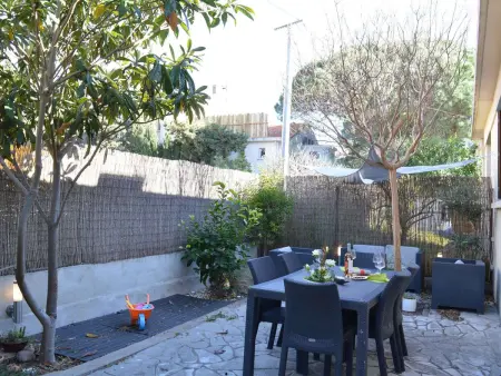 Maison 4 pièces avec terrasse, climatisation et parking - Proche plage à Fréjus - Photo 18
