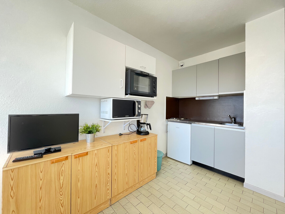 Studio cabine 22 m² vue mer, plage à 30 m, parking à Sète - Photo 4