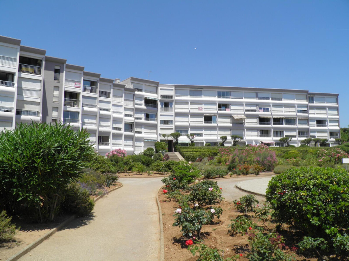 Studio cabine 22 m² vue mer, plage à 30 m, parking à Sète - Photo 12