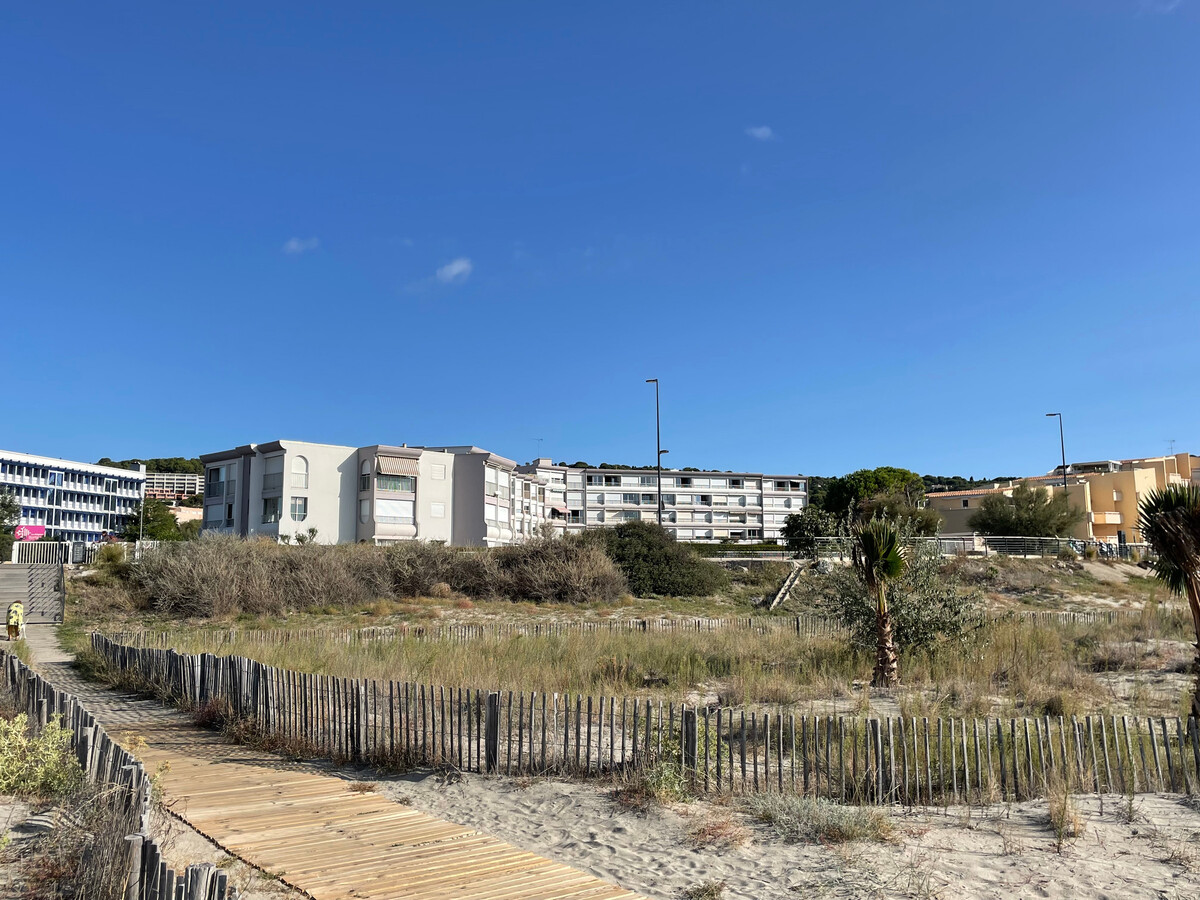 Studio cabine 22 m² vue mer, plage à 30 m, parking à Sète - Photo 13