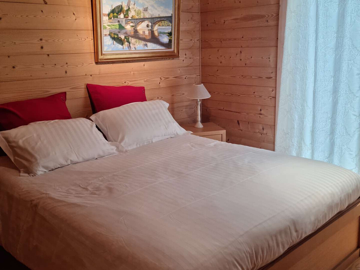 Les Frasses, chalet 300m² avec salle de jeux à 7 min du ski - Photo 12