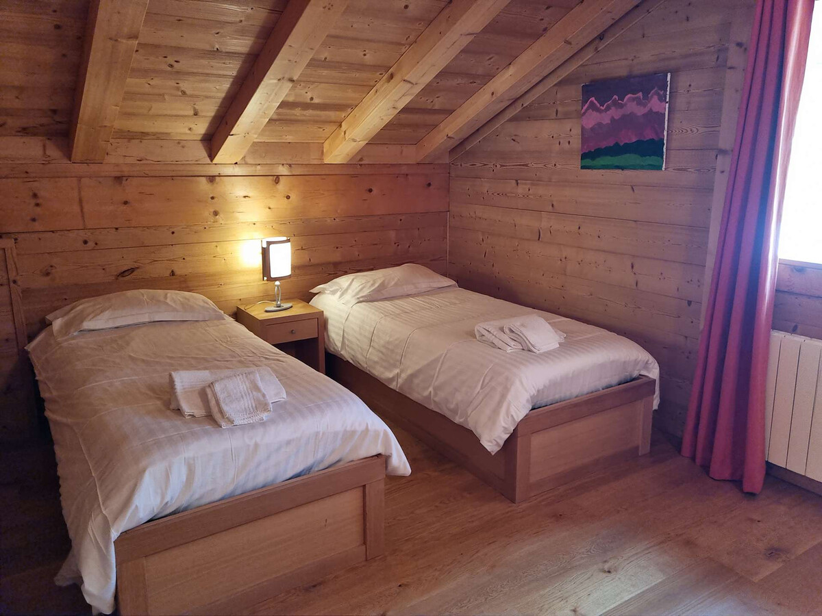 Les Frasses, chalet 300m² avec salle de jeux à 7 min du ski - Photo 13