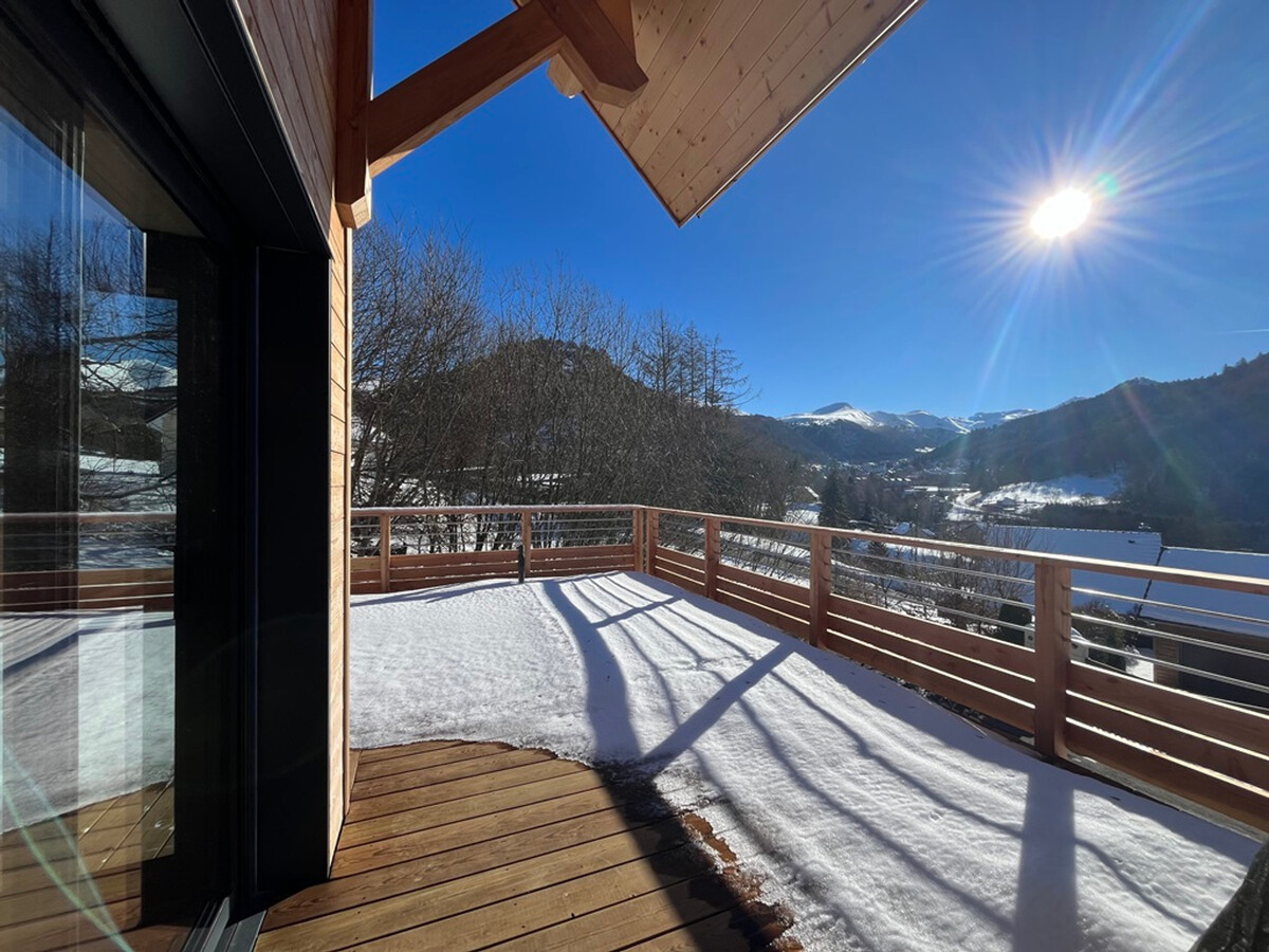 Chalet 136 m² face au Sancy, terrasse 30 m² - Photo 6