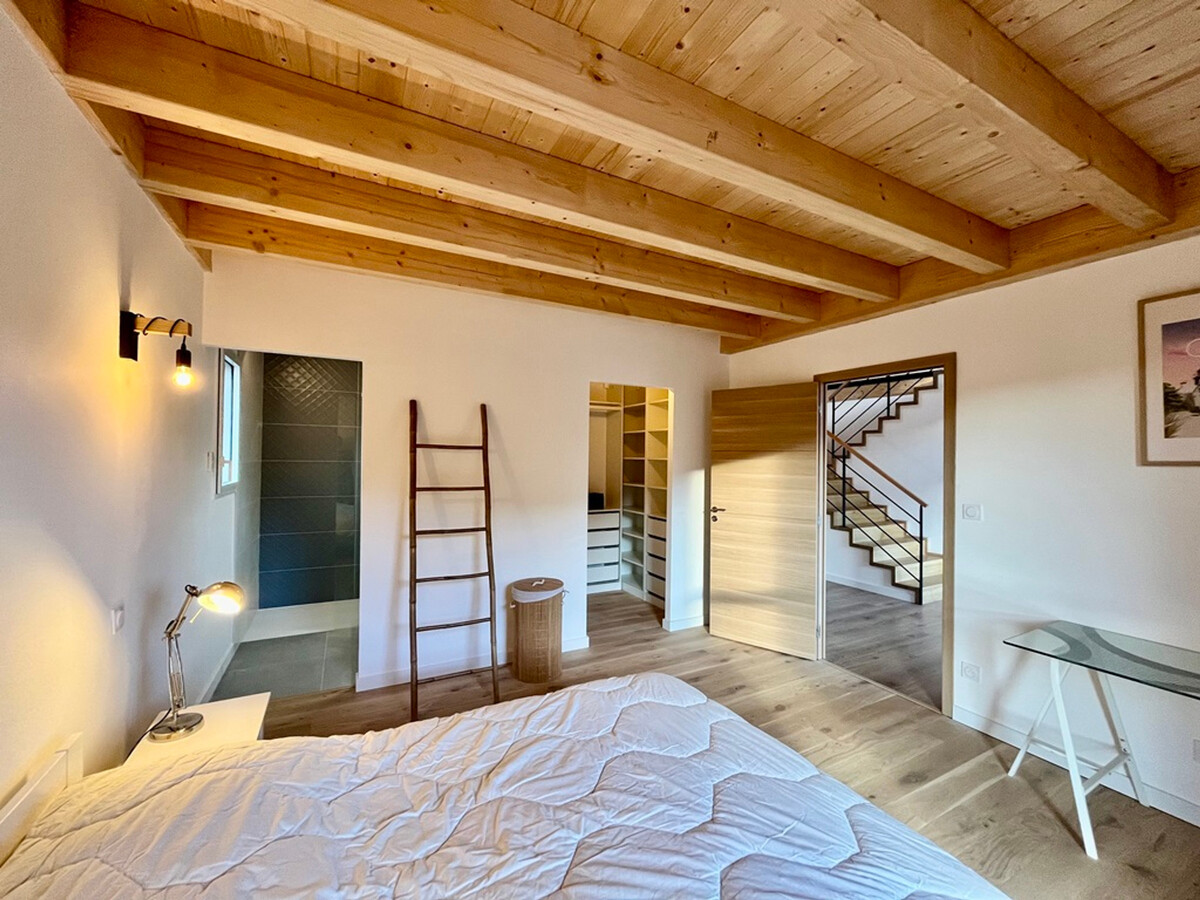 Chalet 136 m² face au Sancy, terrasse 30 m² - Photo 11