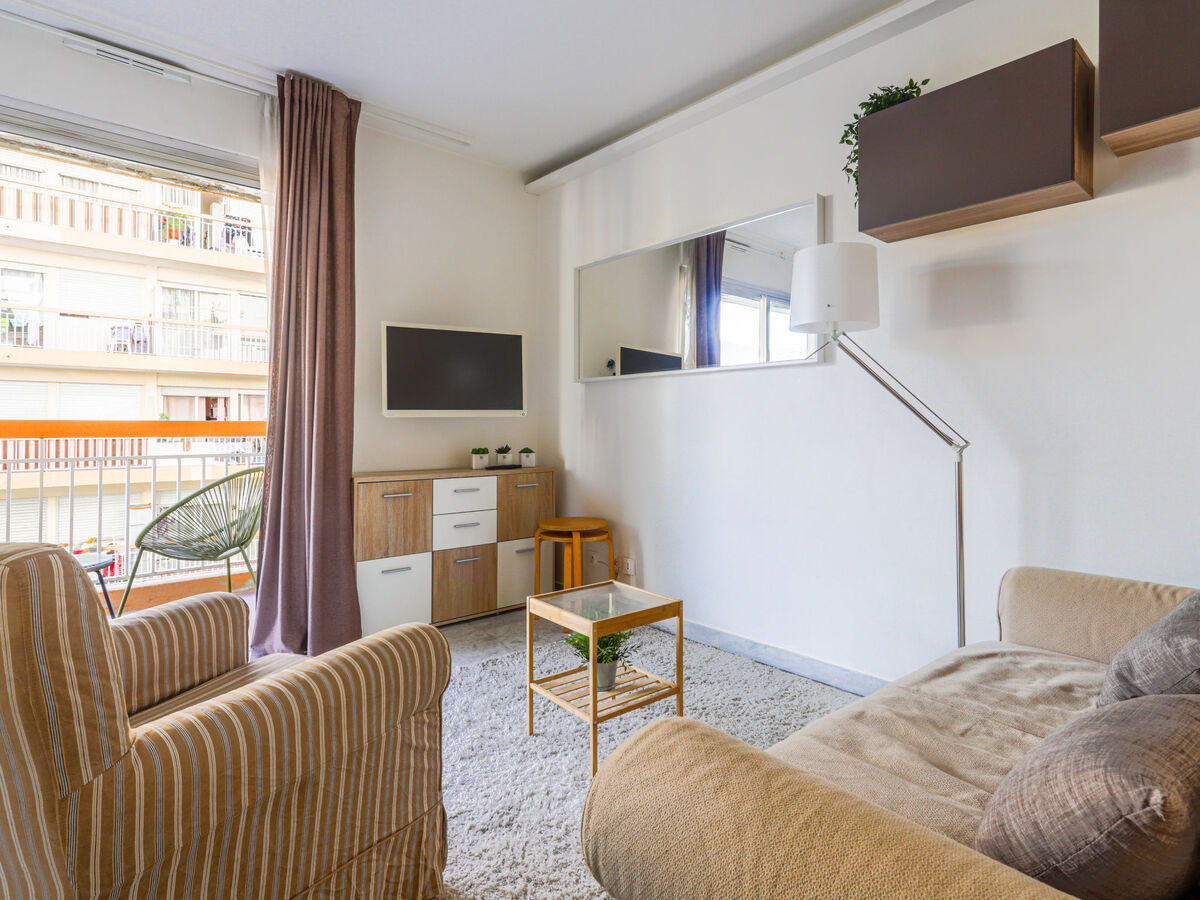 Les Arènes de Cimiez, appartement 2 pièces rénové à Nice - Photo 2