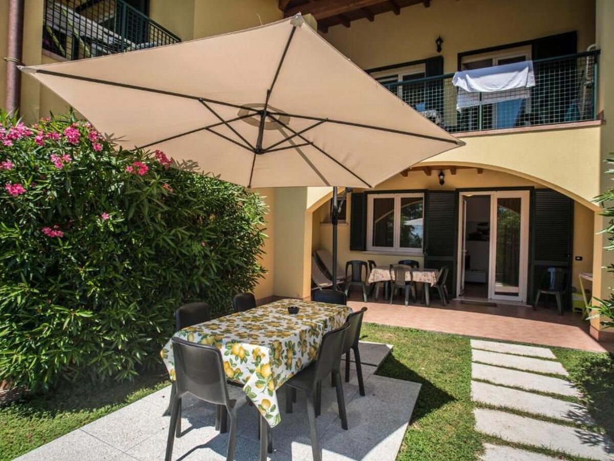 Appartement Karina à Moniga del Garda, piscine - Photo 9