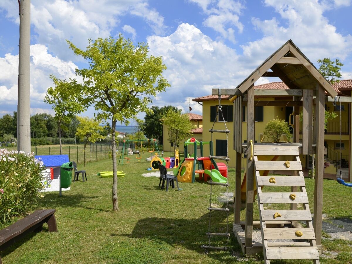 Appartement Karina à Moniga del Garda, piscine - Photo 21