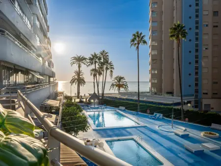 Location appartement à Calp, Appartement Confortable à Calpe près de la Plage avec Piscine Communale pour 4 Pers.