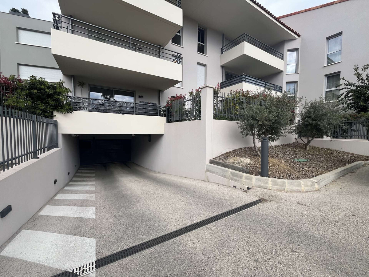 T2 climatisé centre Lavandou, terrasse sud et parking - Photo 13