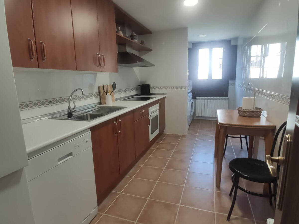 Duplex 8 pers. avec vue montagne à Jaca - Photo 5