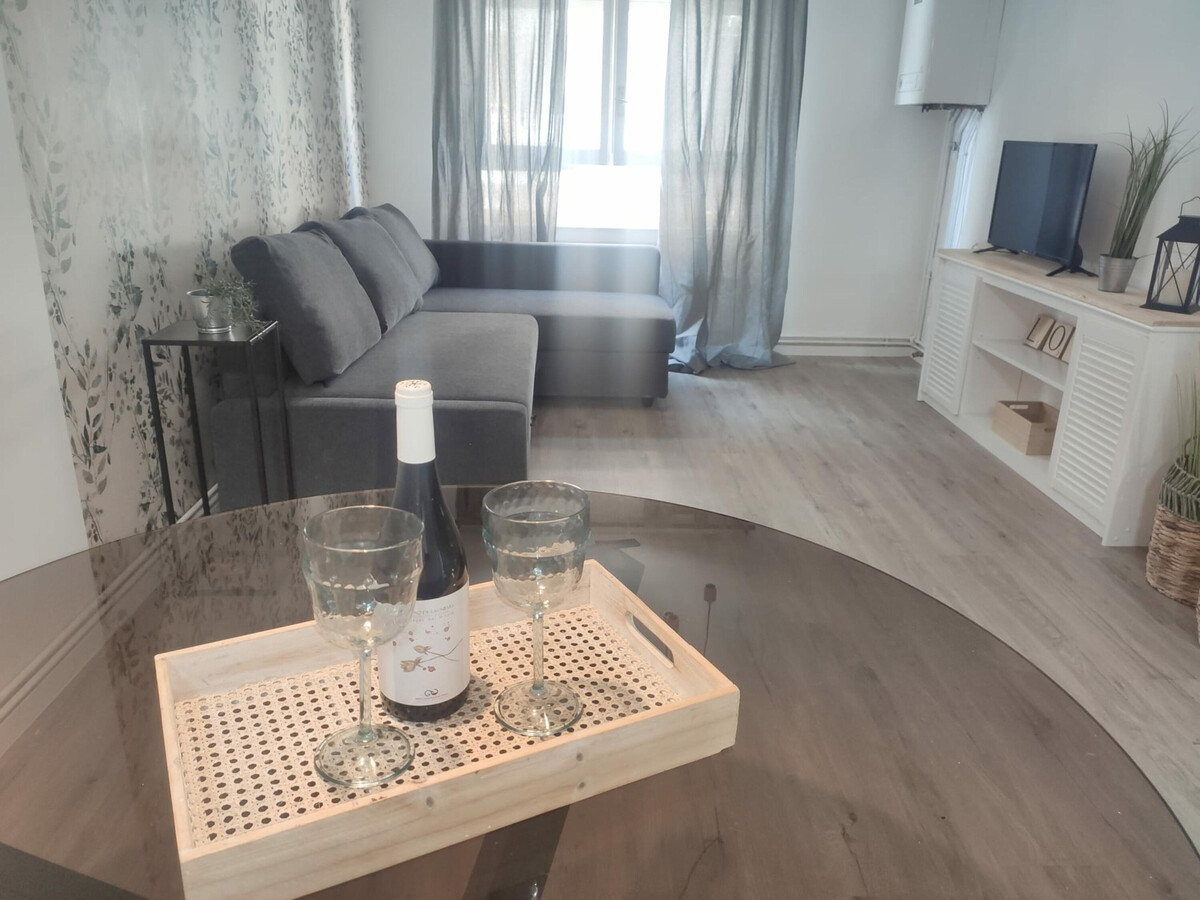 Appartement central à Jaca, 1 chambre + canapé-lit - Photo 3