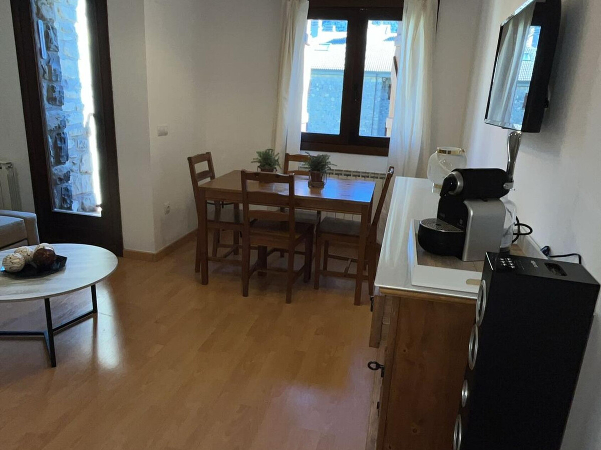 Appartement 2 chambres à Villanúa, 500 m du centre - Photo 3