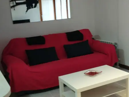 Appartement Confortable à Jaca: Piscine, Parking, Proche Centre et Palais de Glace - Photo 4