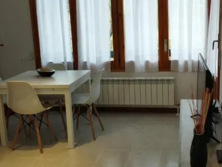 Appartement Confortable à Jaca: Piscine, Parking, Proche Centre et Palais de Glace - Photo 5