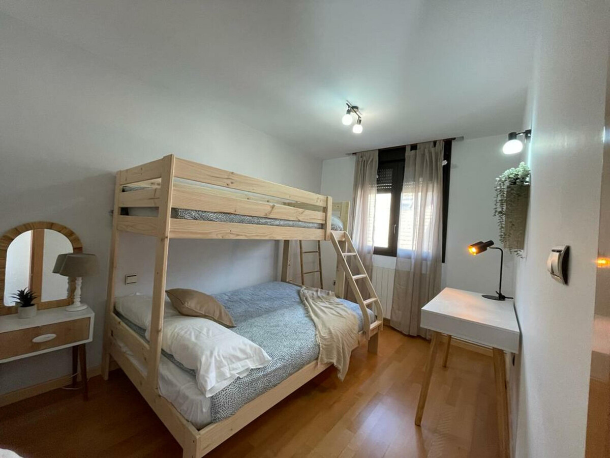 Maison 3 étages à Villanúa, 15 min des pistes - Photo 10