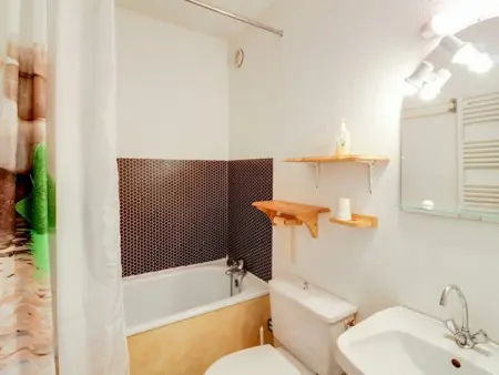 Appartement T2 lumineux, 6 pers., parking, proche commerces et ski - Photo 6