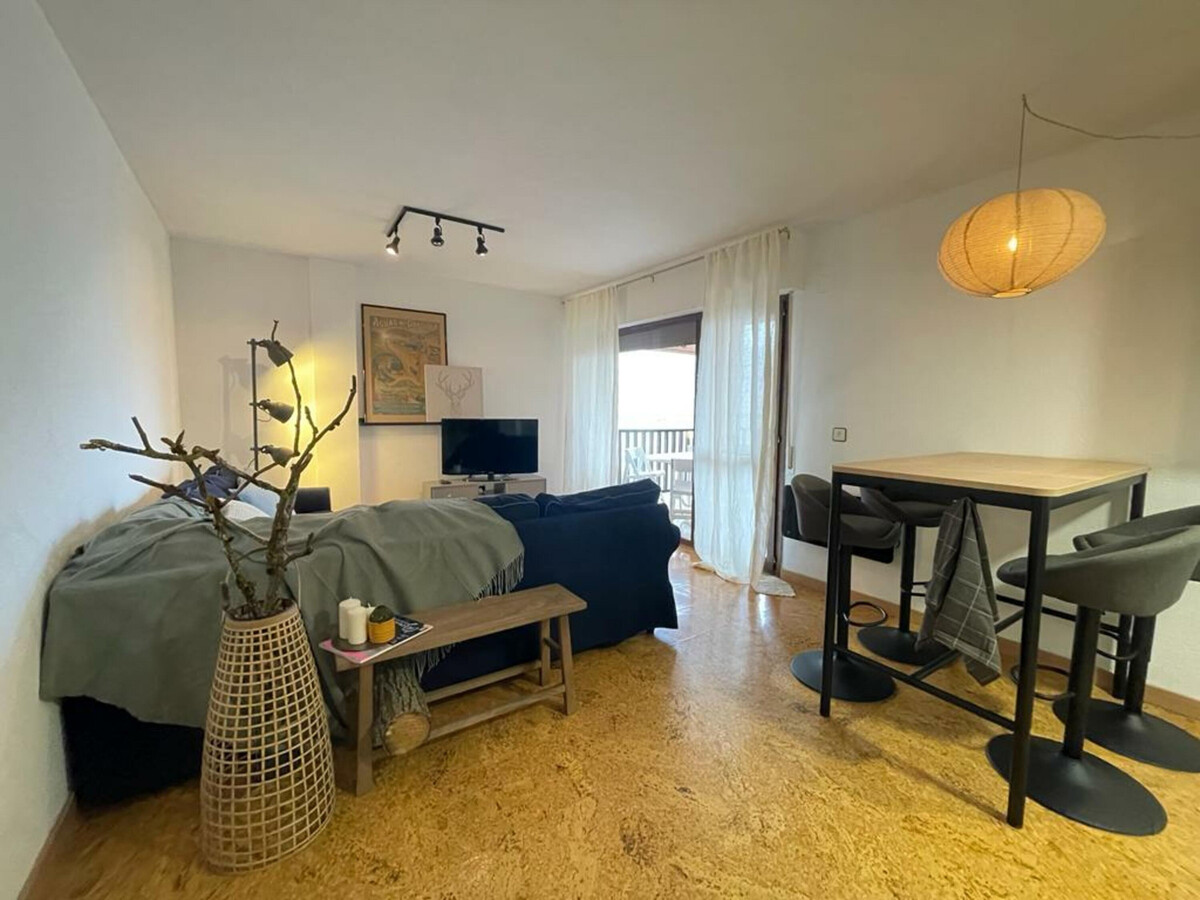 Appartement 4 pers. à Jaca, piscine et salle de sport - Photo 7
