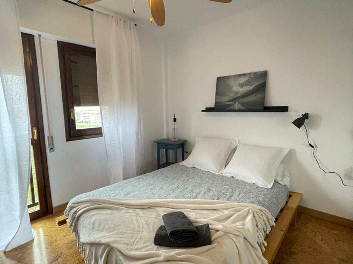 Appartement 4 pers. à Jaca, piscine et salle de sport - Photo 9
