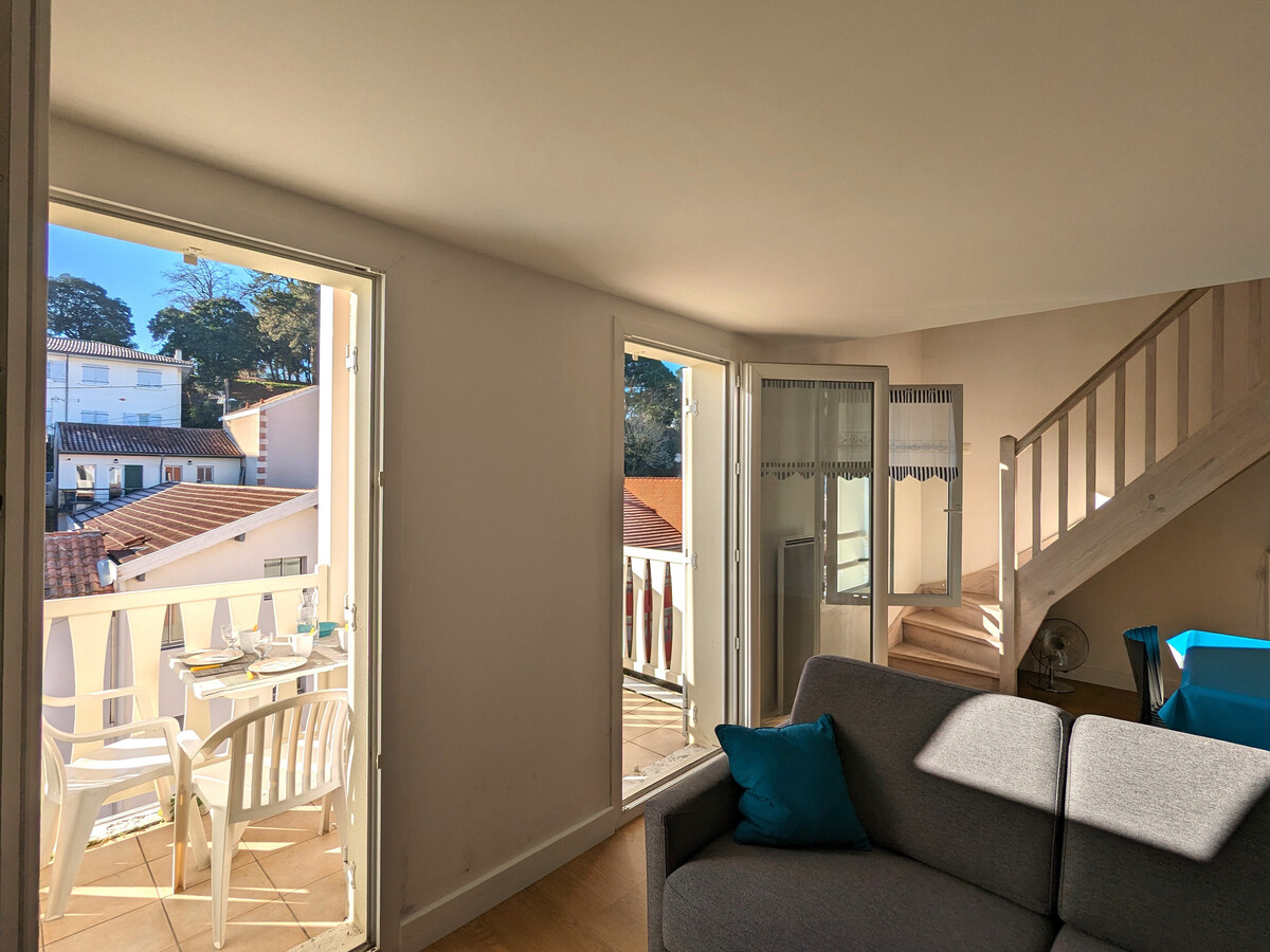 Duplex T3 lumineux avec balcon Sud et parking à Arcachon - Photo 9