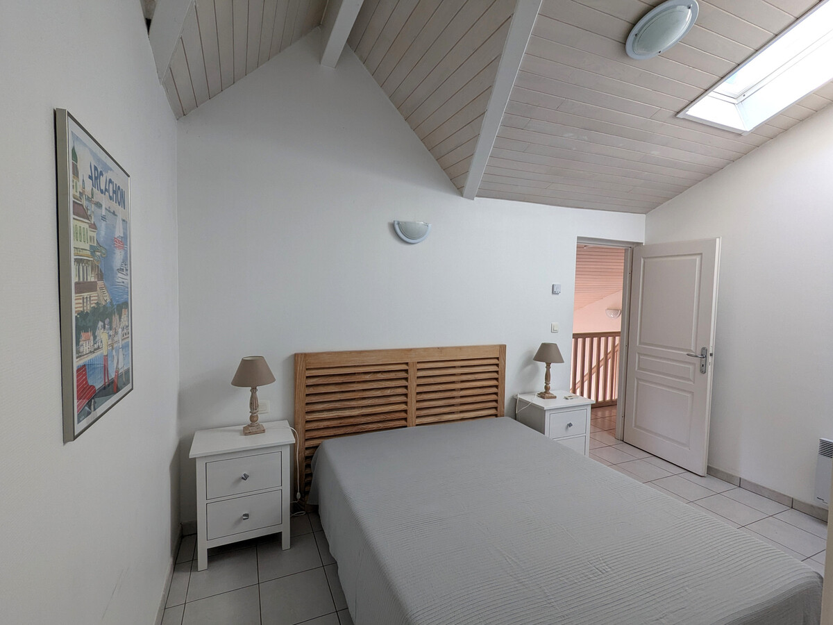 Duplex T3 lumineux avec balcon Sud et parking à Arcachon - Photo 15