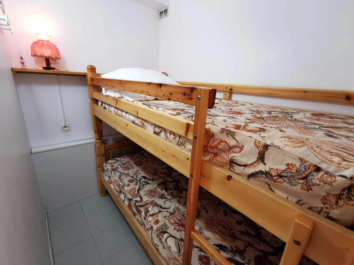 Studio cabine skis aux pieds, balcon vue piste - Photo 6
