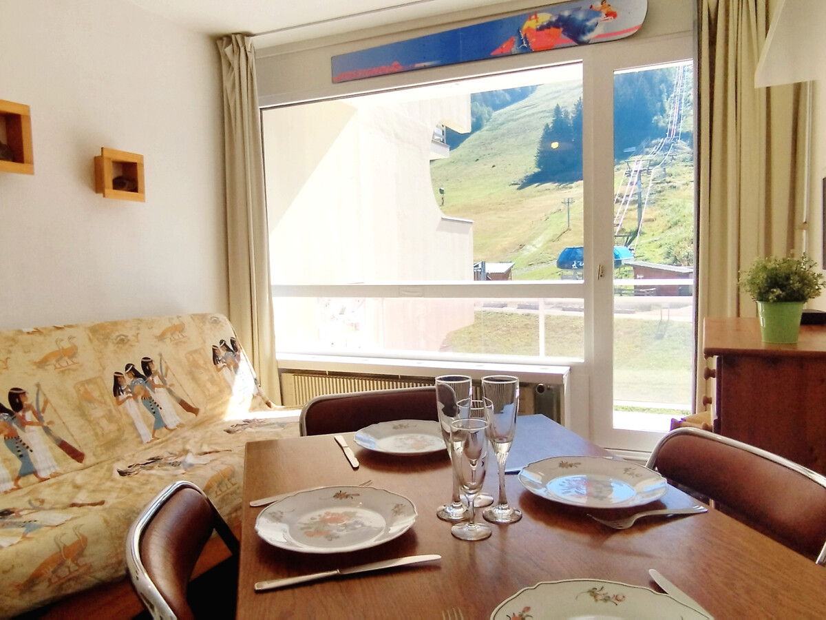 Studio cabine skis aux pieds, balcon vue piste - Photo 8