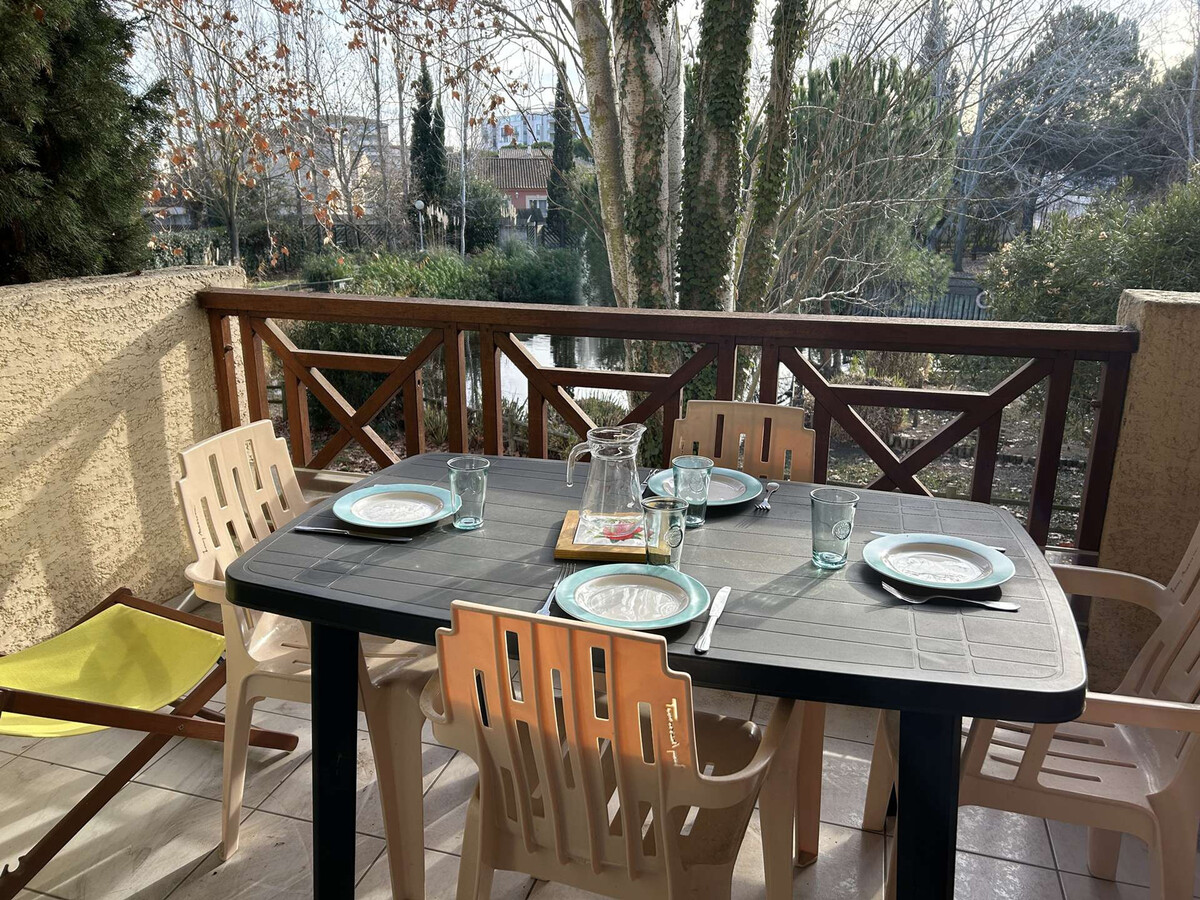 Appartement 2 chambres Port Camargue, terrasse sud vue parc - Photo 1