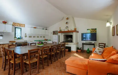 Maison de campagne 10 chambres avec piscine à Ascoli Piceno : photo 3