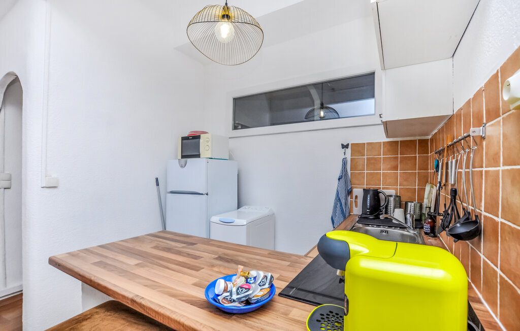 Appartement centre-ville à Barjols, 4 personnes, hauts plafonds - Photo 5