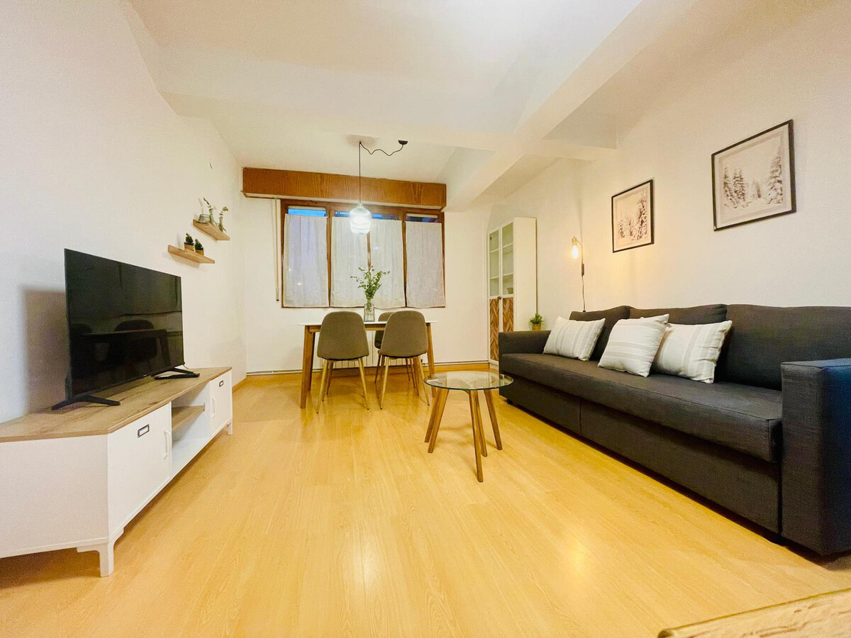 Appartement 2 chambres à Jaca avec piscine estivale - Photo 1