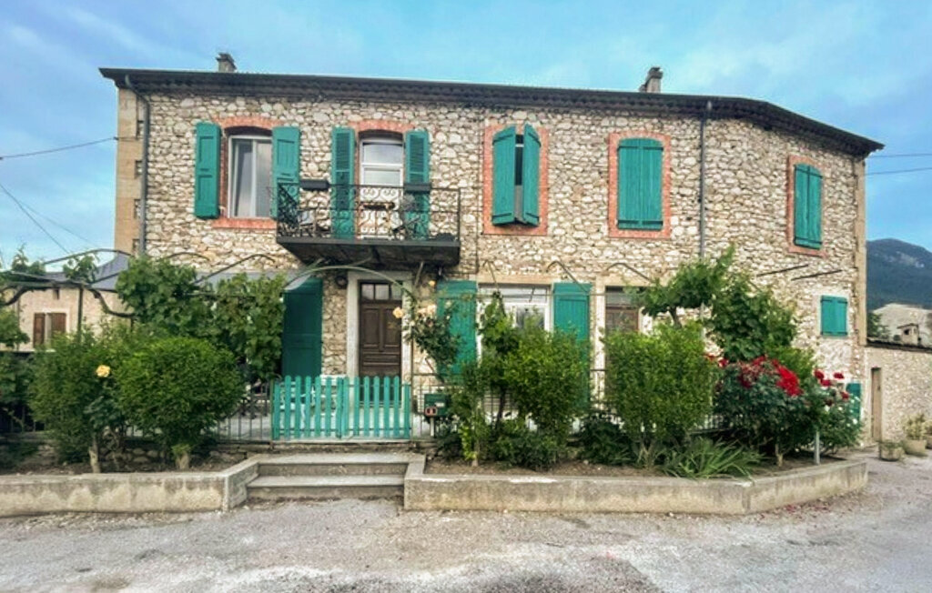 Maison de pierre en Drôme avec terrasse et barbecue - Photo 1