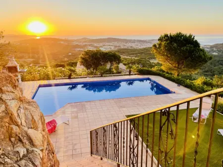 Villa 4 chambres, piscine privée et vue mer à Sant Feliu - Photo 2