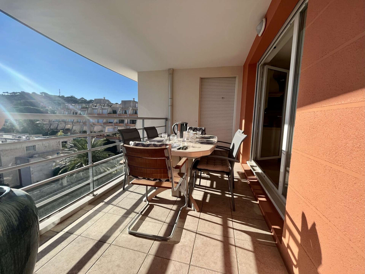 T4 Cavalaire face au Casino, 2 terrasses, parking privé - Photo 2