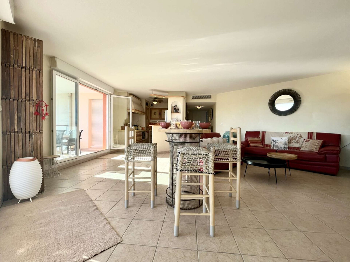 T4 Cavalaire face au Casino, 2 terrasses, parking privé - Photo 6