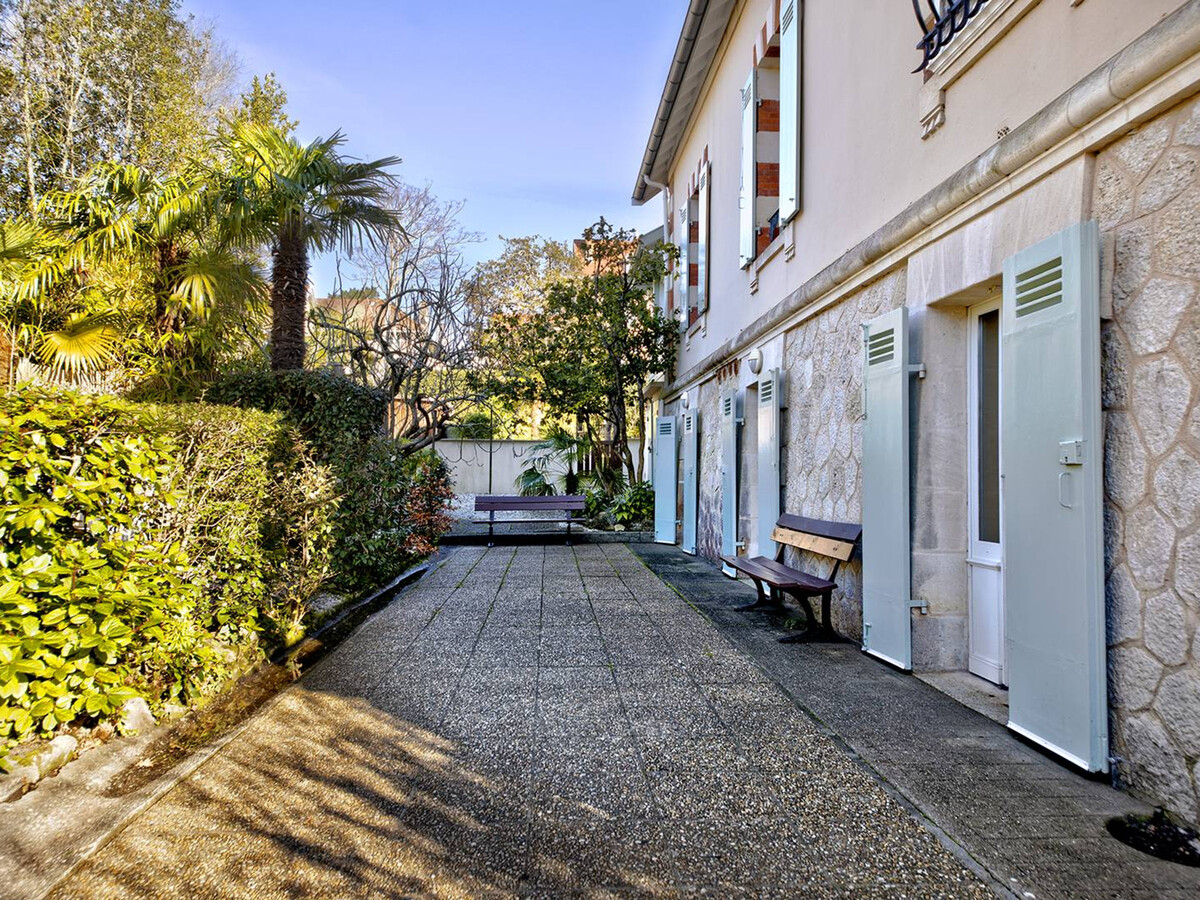 T2 Le Camélia en rez-de-jardin, terrasse à 800m d'Arcachon - Photo 10
