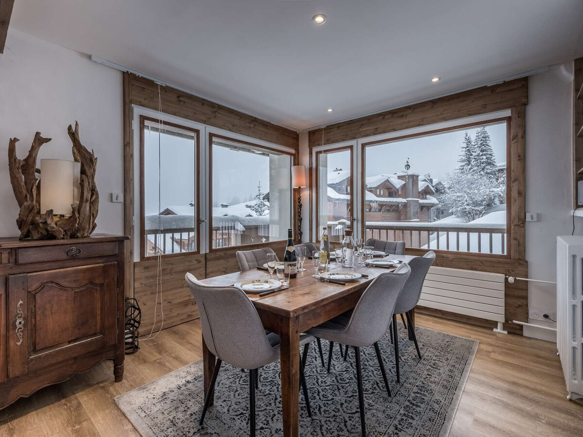 Appartement rénové Courchevel 1850, skis aux pieds - Photo 2