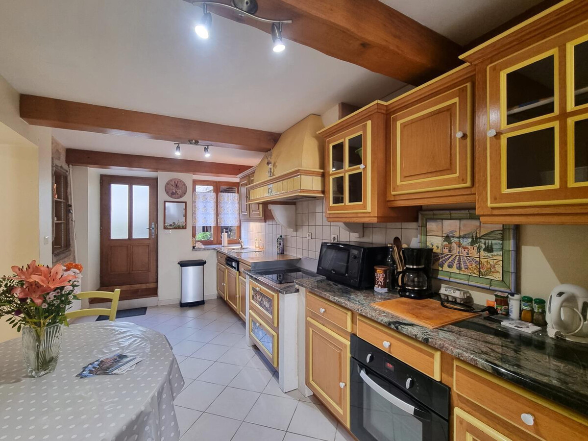 Gîte 75 m² Saint-Germain-Laval, 2 chambres, cour avec barbecue - Photo 1